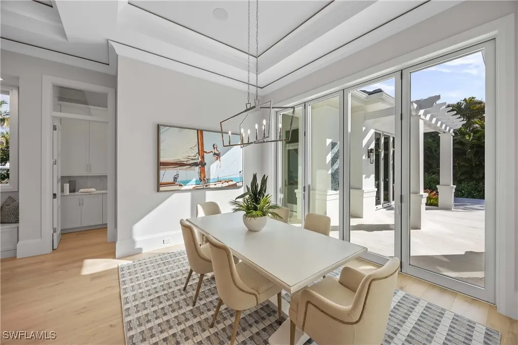 696 Fountainhead Lane Naples FL 34103