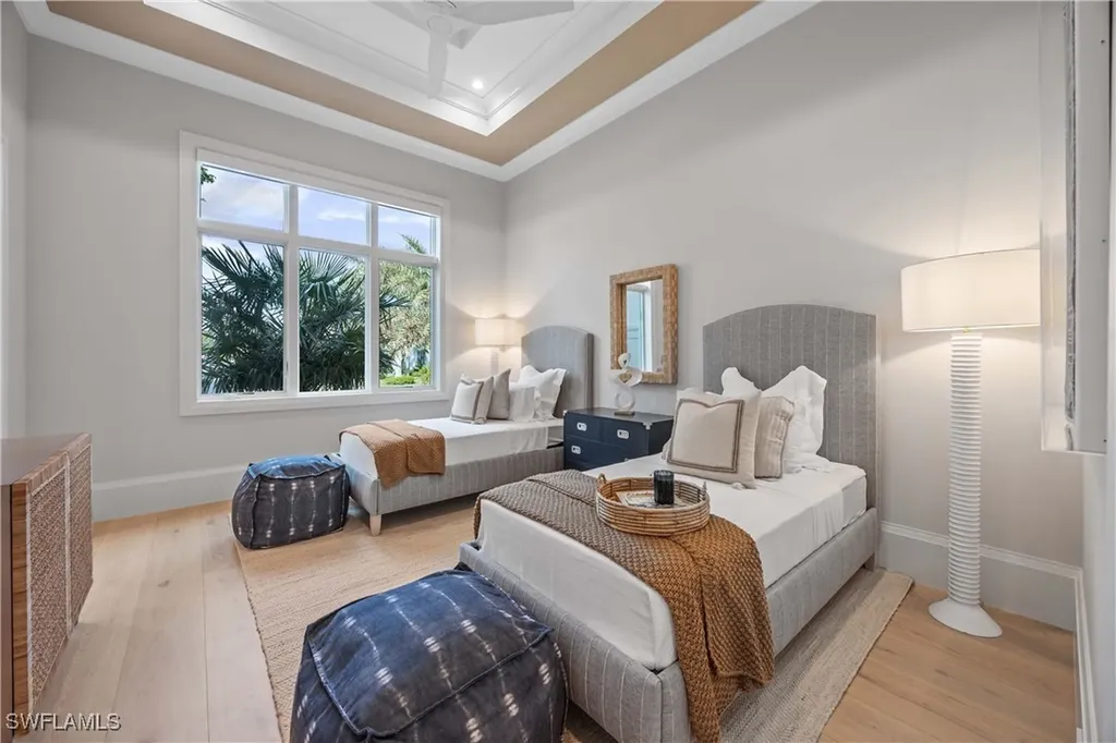 696 Fountainhead Lane Naples FL 34103