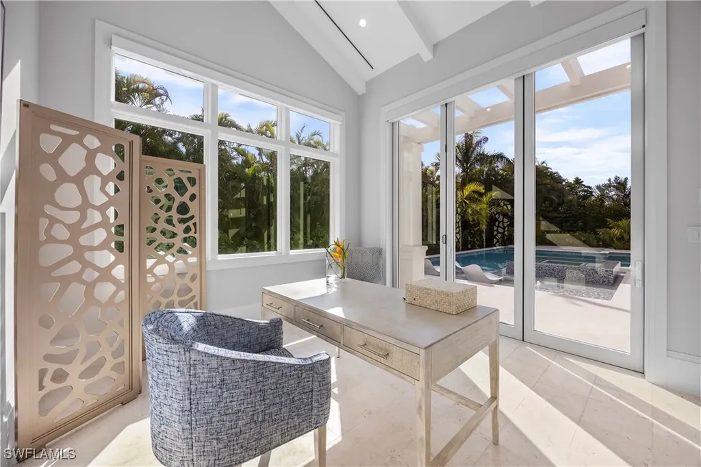 696 Fountainhead Lane Naples FL 34103