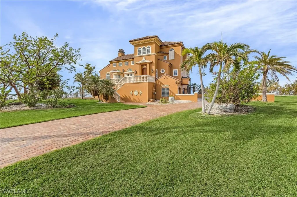 4961 Galt Island Avenue St. James City FL 33956