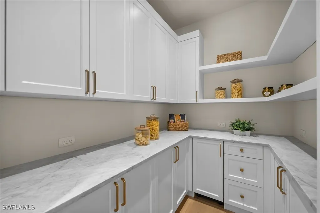 1120 10th Avenue N Naples FL 34102