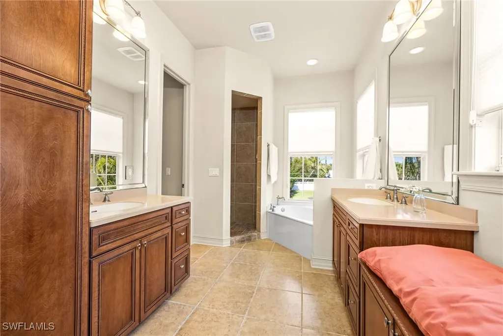 1660 Bunting Lane Sanibel FL 33957