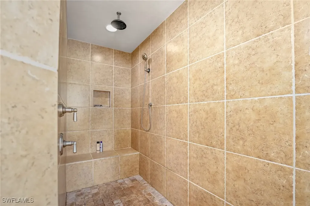 1660 Bunting Lane Sanibel FL 33957