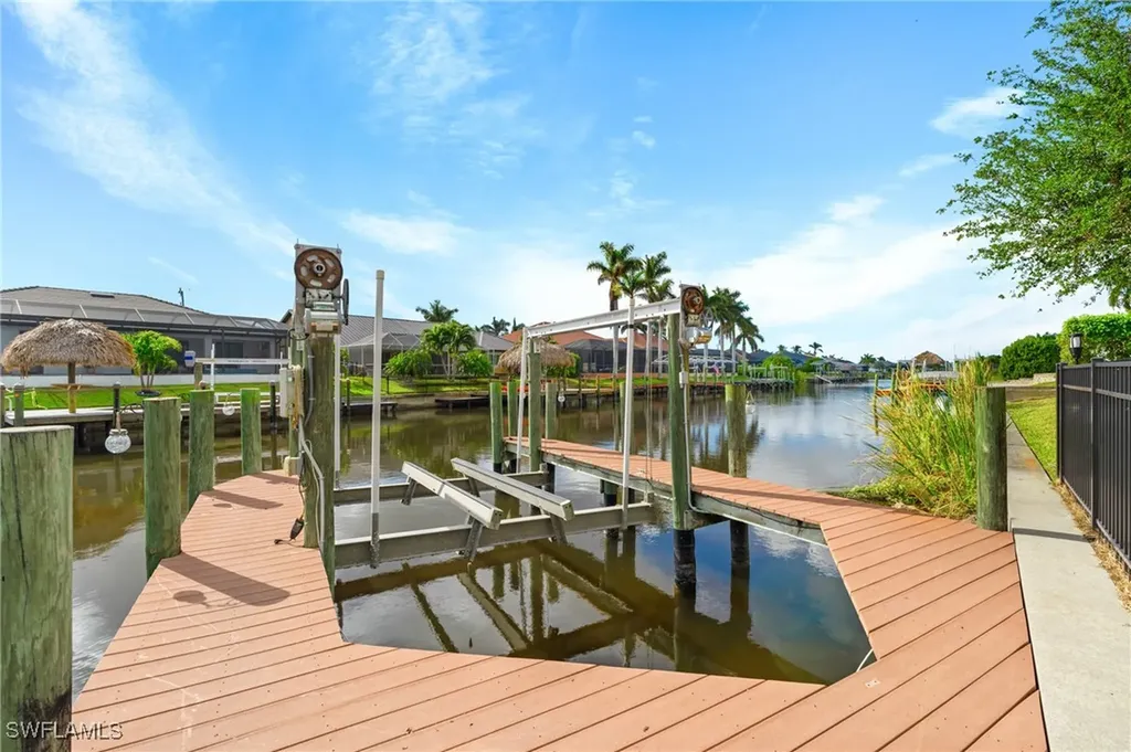 2108 SW 38th Terrace Cape Coral FL 33914