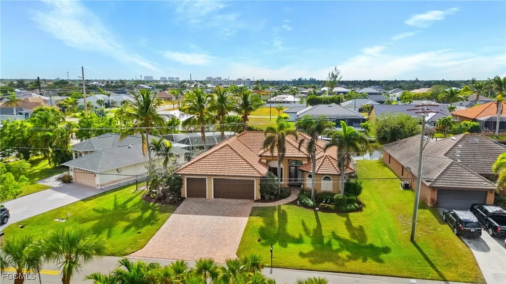 2108 SW 38th Terrace Cape Coral FL 33914