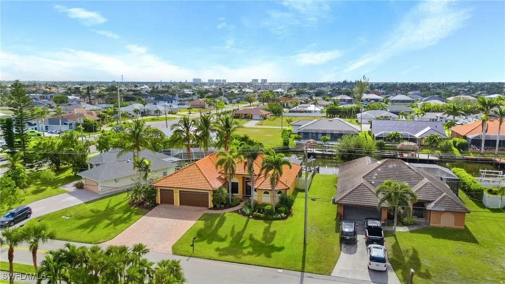 2108 SW 38th Terrace Cape Coral FL 33914