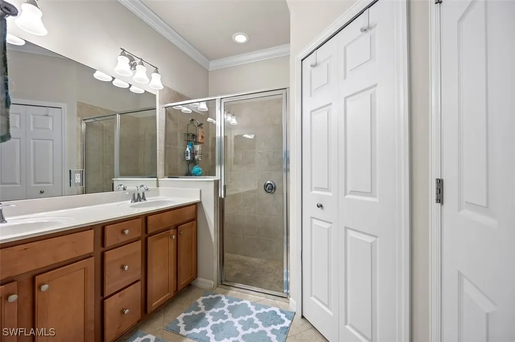 14594 Grapevine Drive Naples FL 34114
