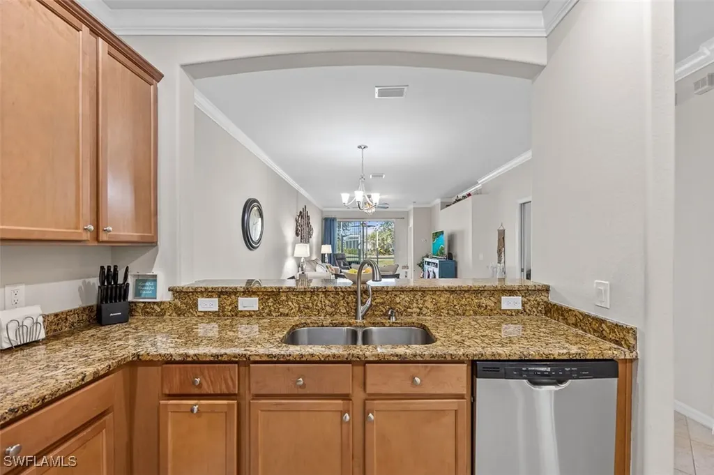 14594 Grapevine Drive Naples FL 34114