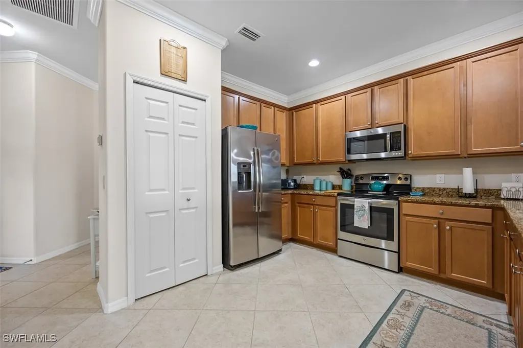 14594 Grapevine Drive Naples FL 34114