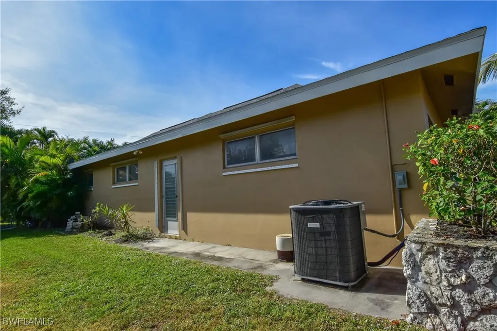 1450 Tanglewood Parkway Fort Myers FL 33919
