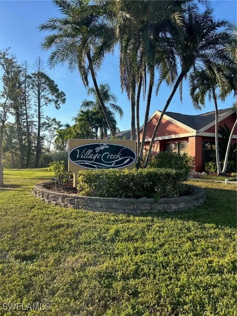 2915 Winkler Avenue Fort Myers FL 33916