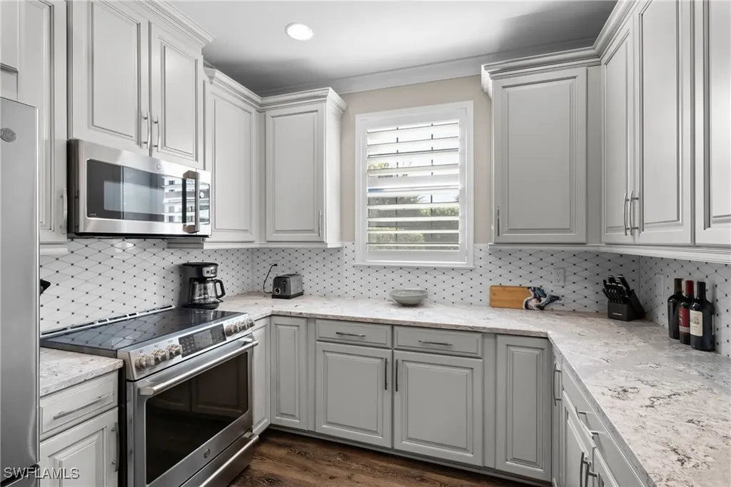 9684 Montelanico Loop Naples FL 34119