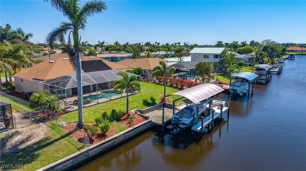 4212 SE 8th Place Cape Coral FL 33904