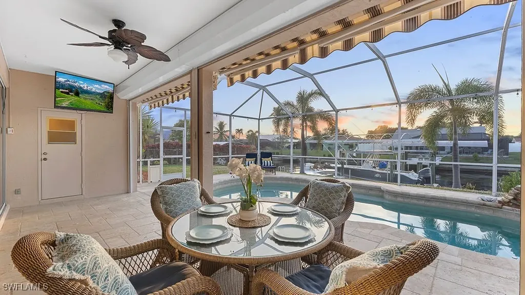 4212 SE 8th Place Cape Coral FL 33904