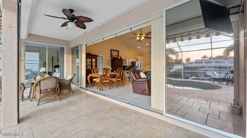 4212 SE 8th Place Cape Coral FL 33904