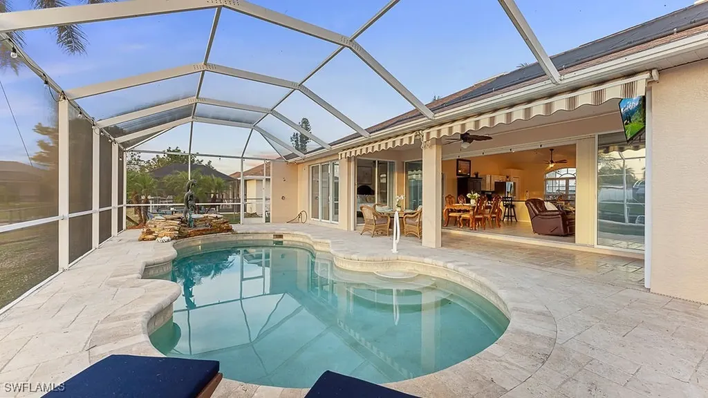 4212 SE 8th Place Cape Coral FL 33904