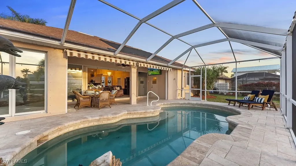 4212 SE 8th Place Cape Coral FL 33904