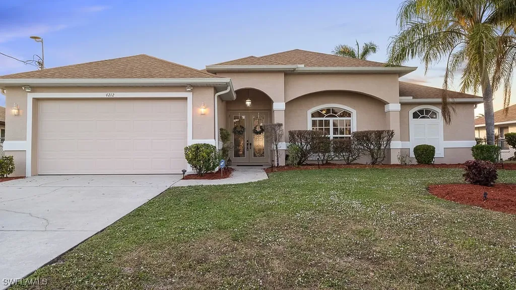 4212 SE 8th Place Cape Coral FL 33904
