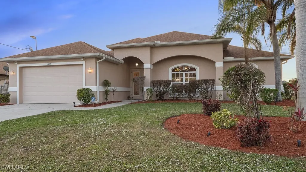 4212 SE 8th Place Cape Coral FL 33904