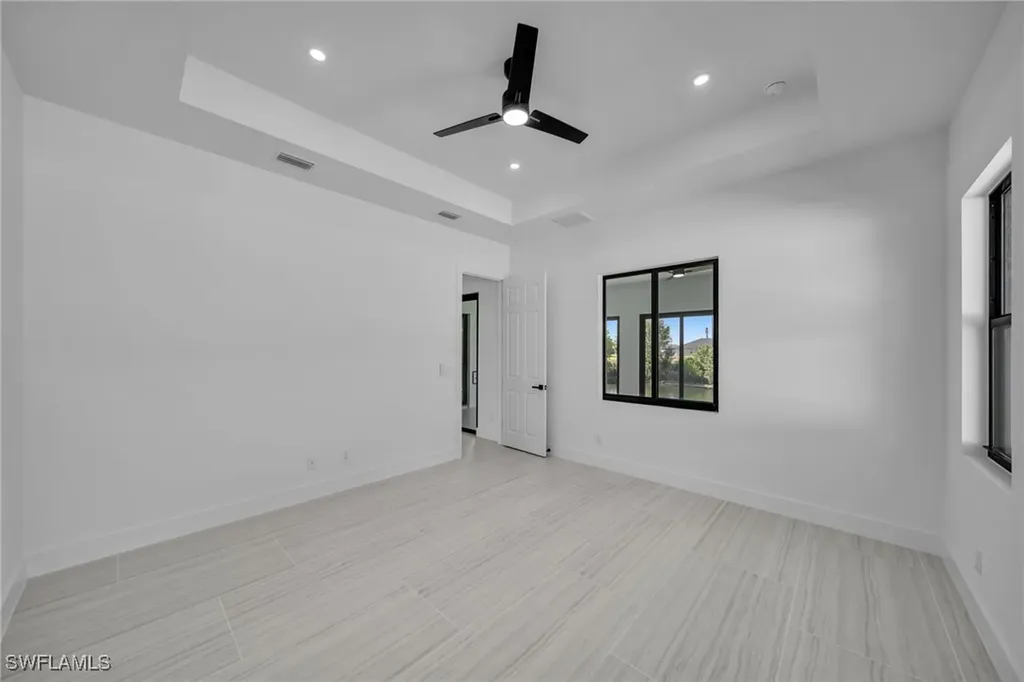 318 NW 9th Street Cape Coral FL 33993