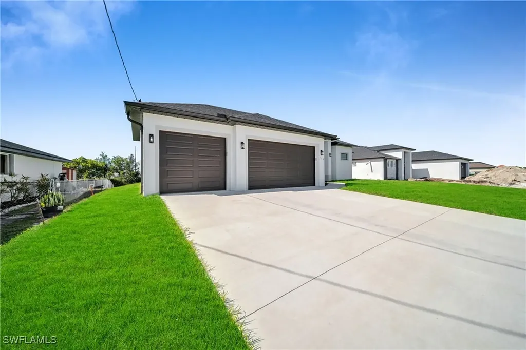 318 NW 9th Street Cape Coral FL 33993