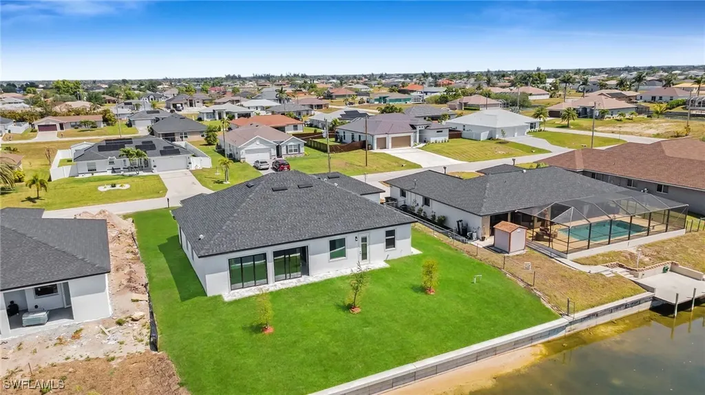 318 NW 9th Street Cape Coral FL 33993