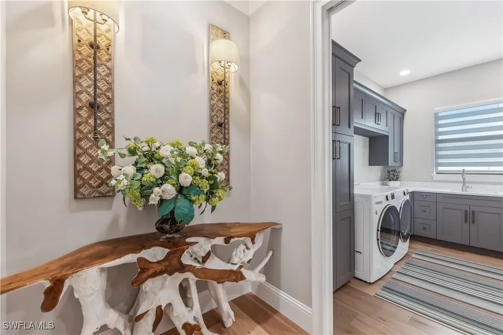 3339 SE 22nd Place Cape Coral FL 33904