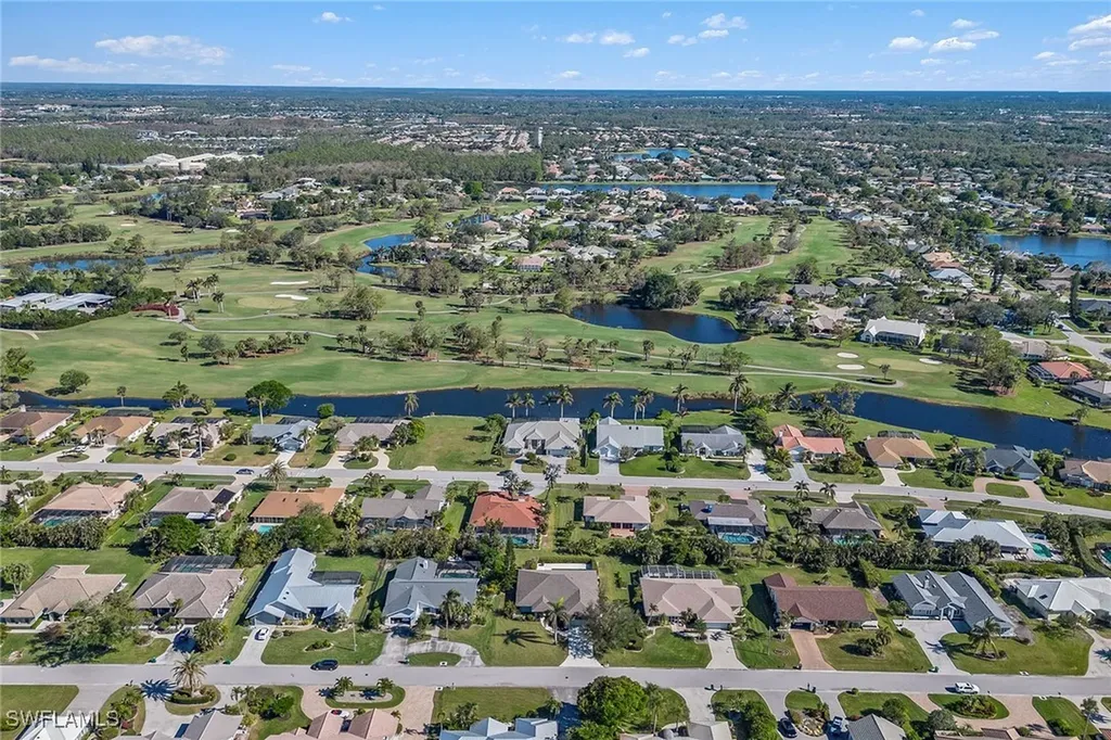 2208 Regal Way Naples FL 34110