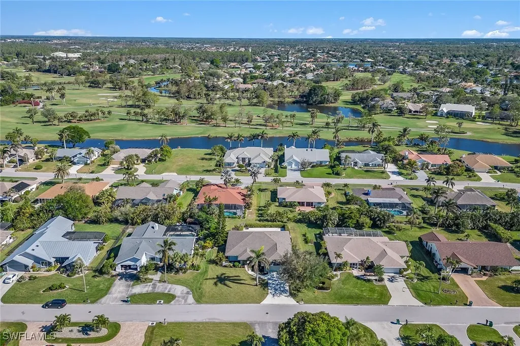 2208 Regal Way Naples FL 34110