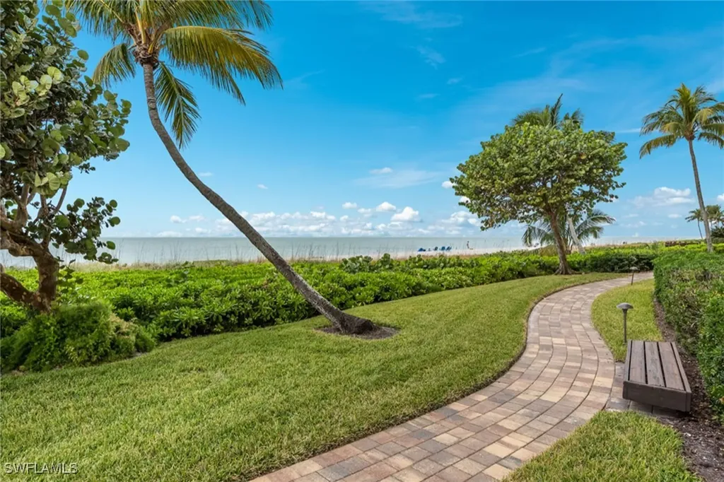2318 Gulf Shore Boulevard N Naples FL 34103