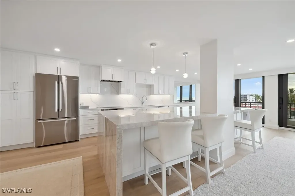2318 Gulf Shore Boulevard N Naples FL 34103