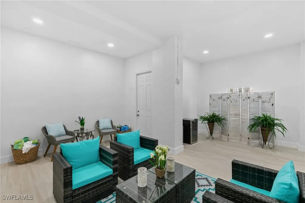 166 Barefoot Circle Bonita Springs FL 34134