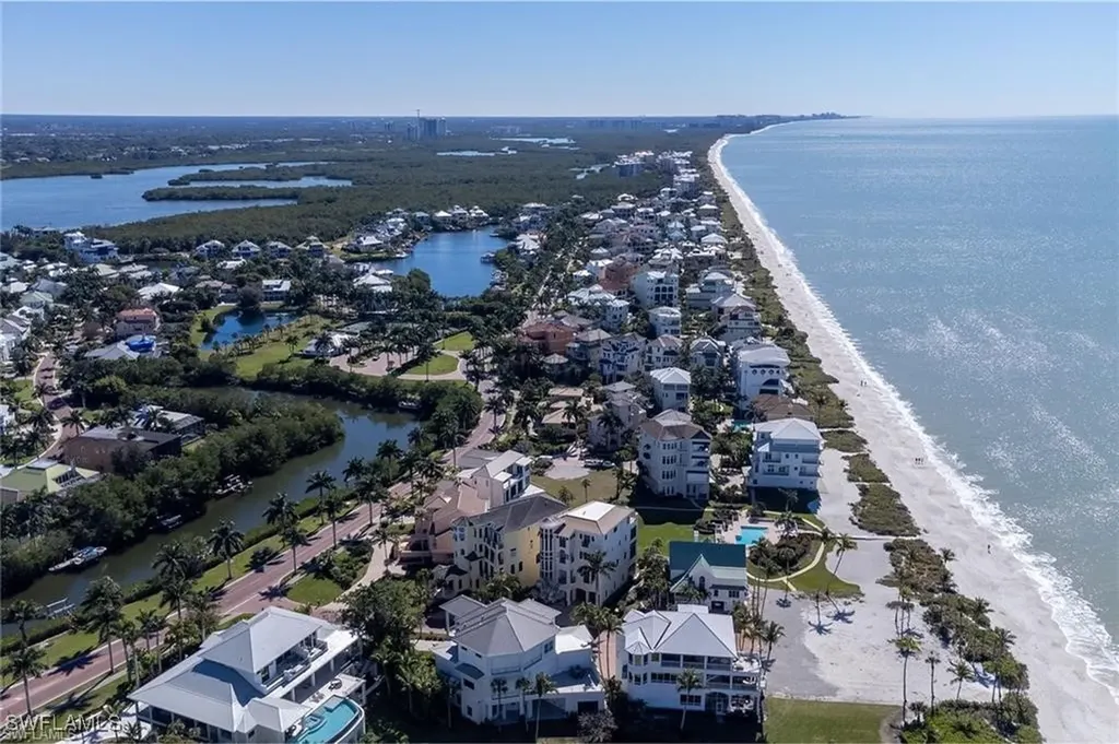 166 Barefoot Circle Bonita Springs FL 34134