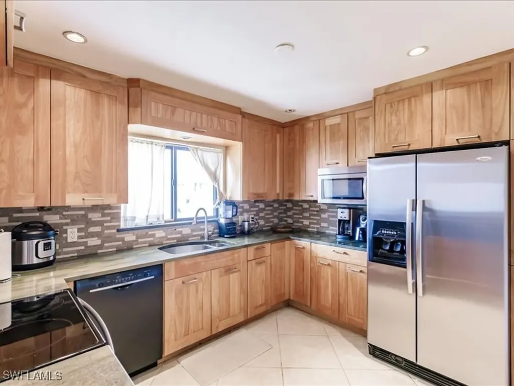 910 Vanderbilt Beach Road Naples FL 34108