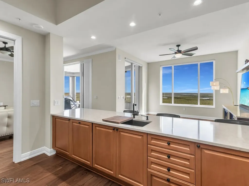 1050 Borghese Lane Naples FL 34114
