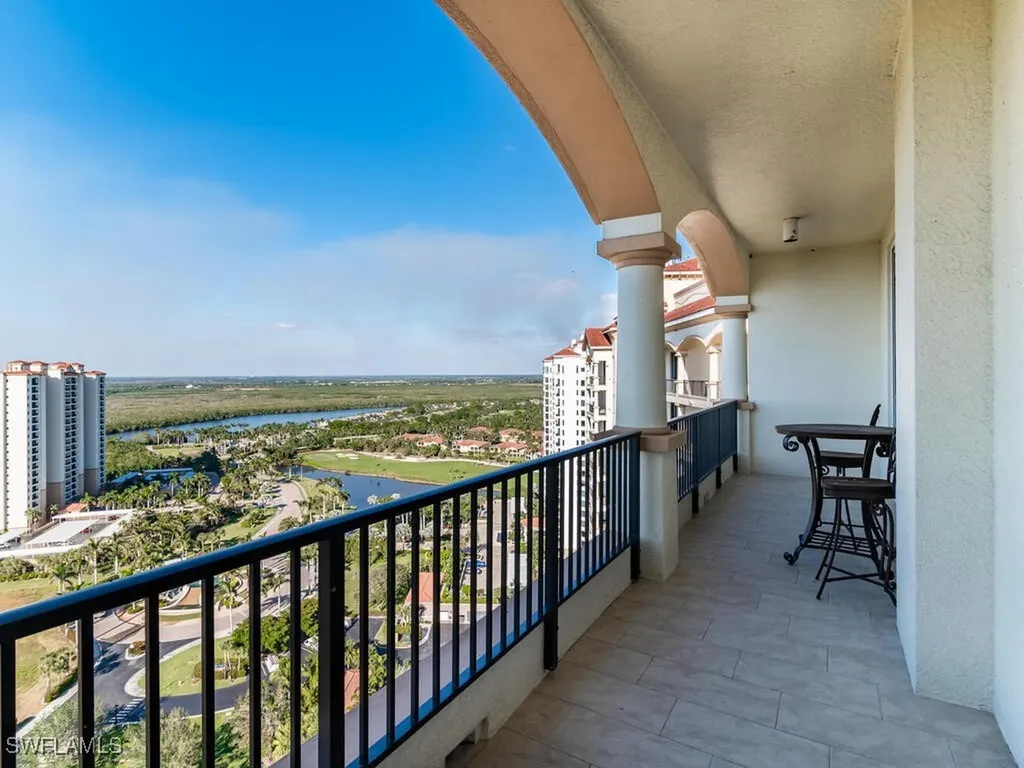 1050 Borghese Lane Naples FL 34114