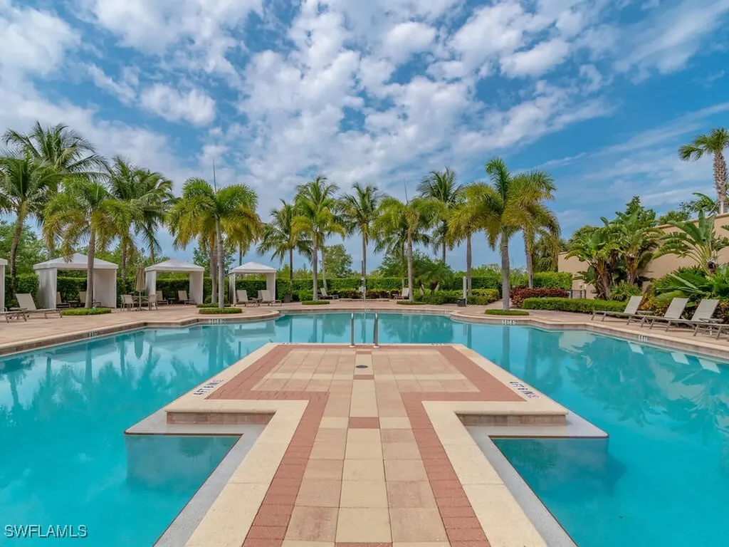1050 Borghese Lane Naples FL 34114