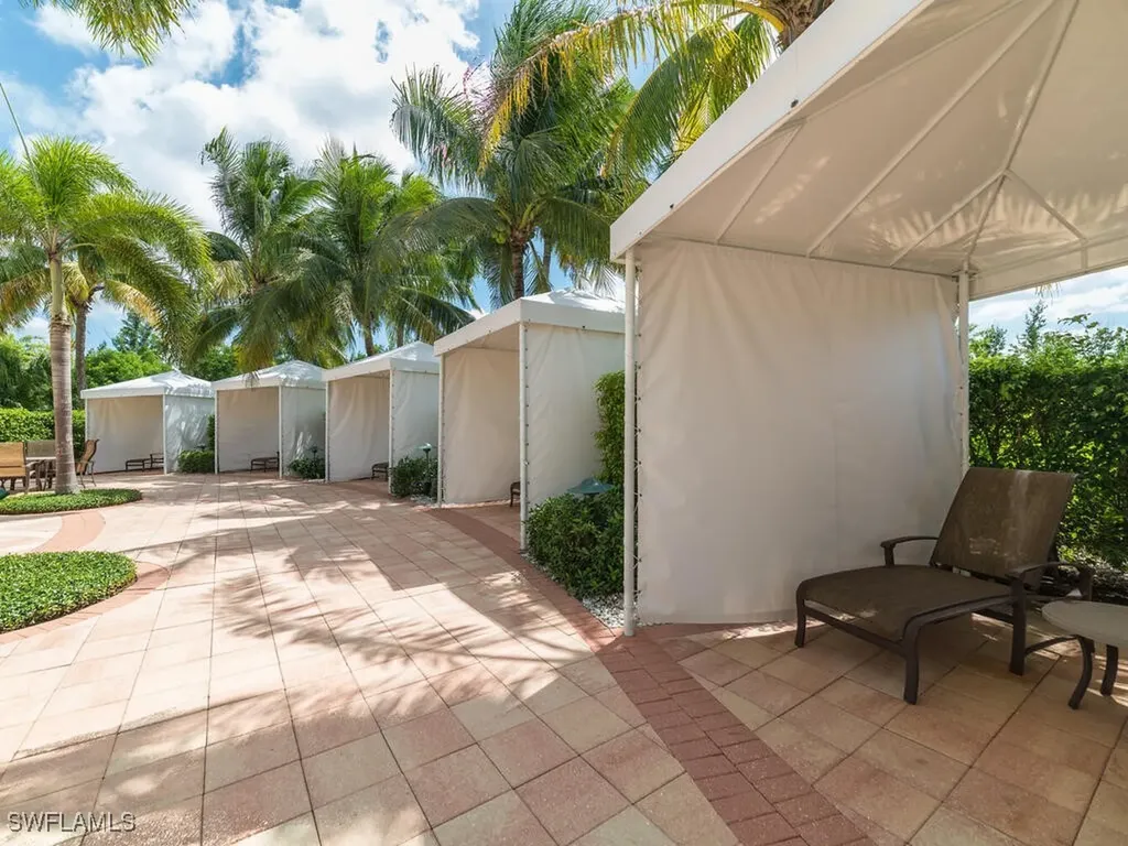 1050 Borghese Lane Naples FL 34114