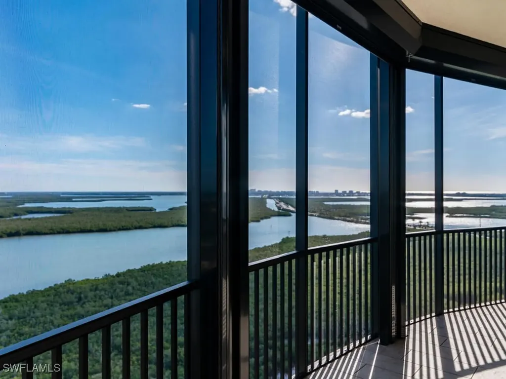 1050 Borghese Lane Naples FL 34114