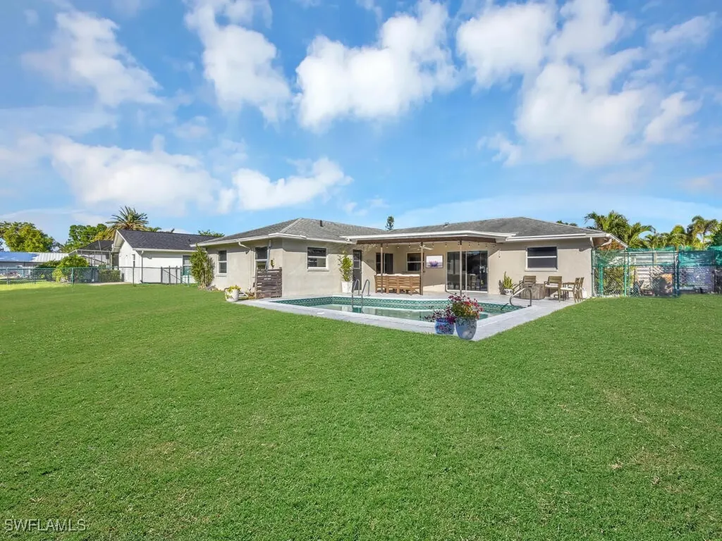 5533 Amoroso Drive Fort Myers FL 33919