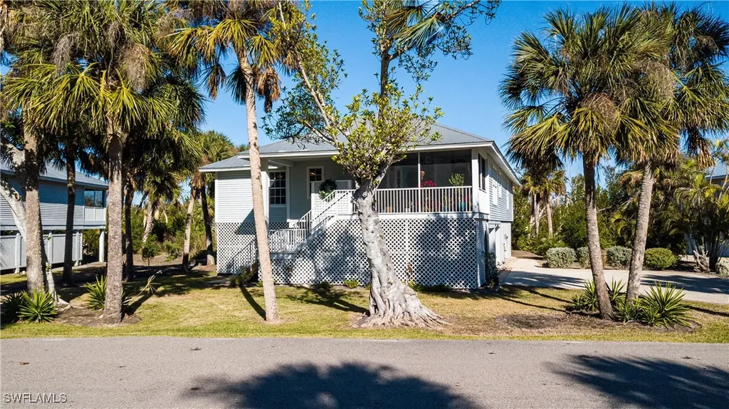 1854 Farm Trail Sanibel FL 33957