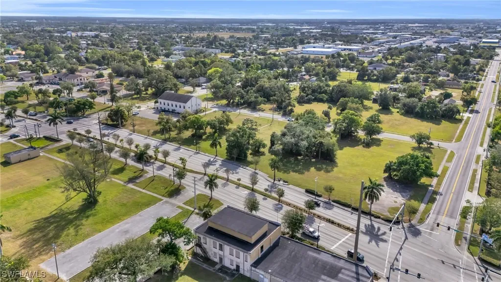 2726 Drive Martin Luther King Boulevard N Fort Myers FL 33916