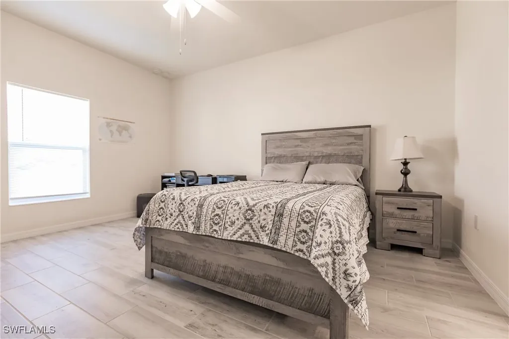 2831 NW 5th Terrace Cape Coral FL 33993