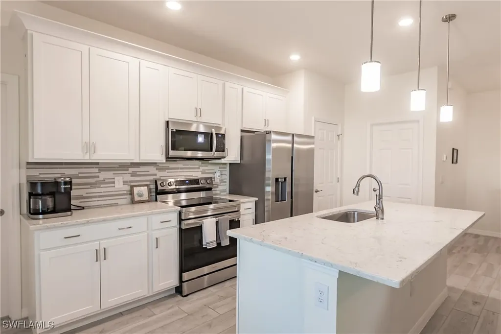 2831 NW 5th Terrace Cape Coral FL 33993