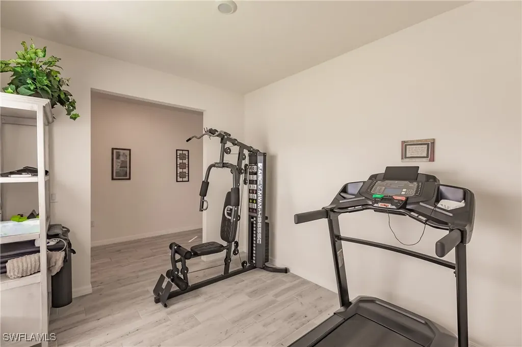 2831 NW 5th Terrace Cape Coral FL 33993