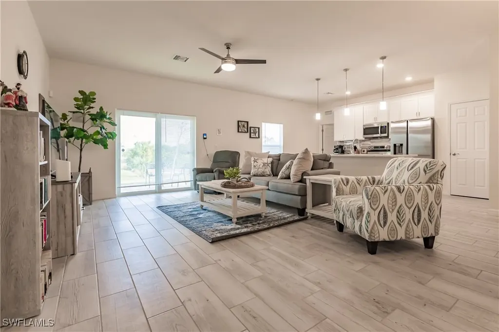 2831 NW 5th Terrace Cape Coral FL 33993