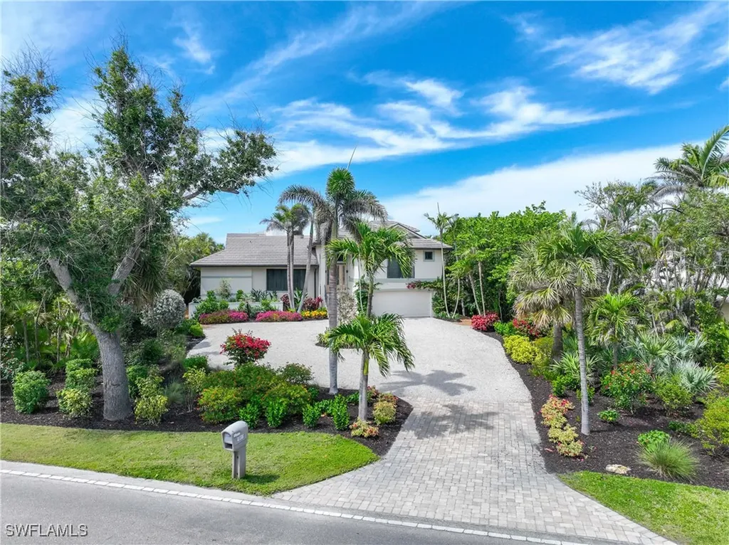 3744 W Gulf Drive Sanibel FL 33957