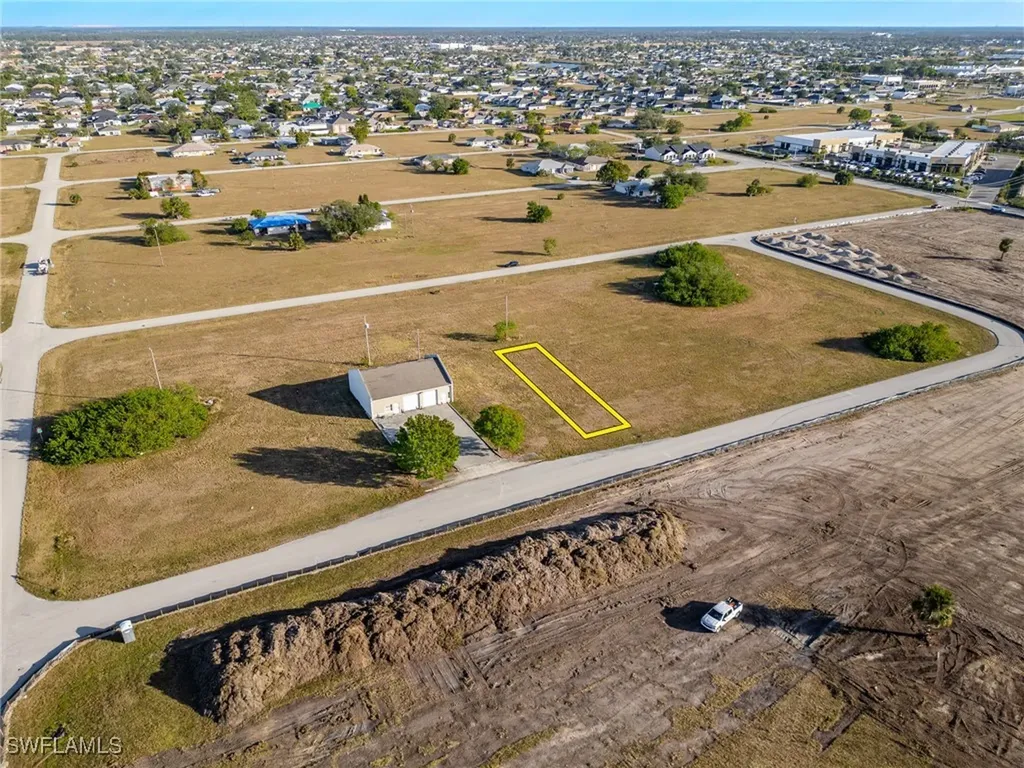 1119 NE 7th Street Cape Coral FL 33909