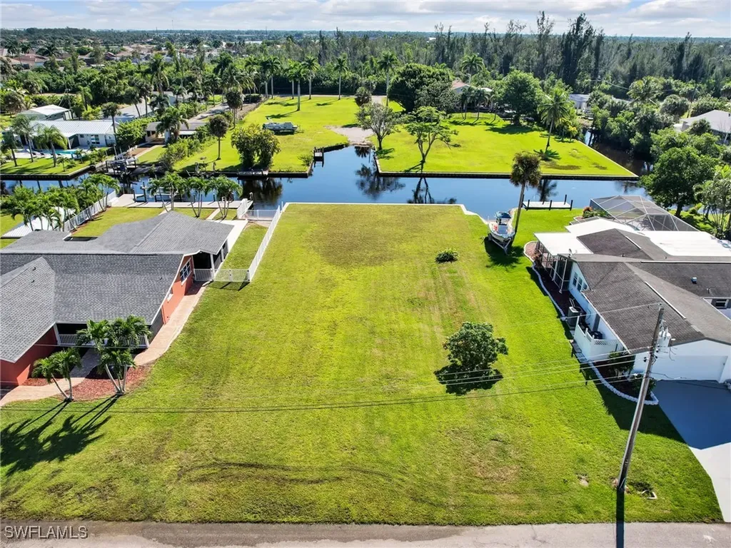 6131 Island Park Court Fort Myers FL 33908