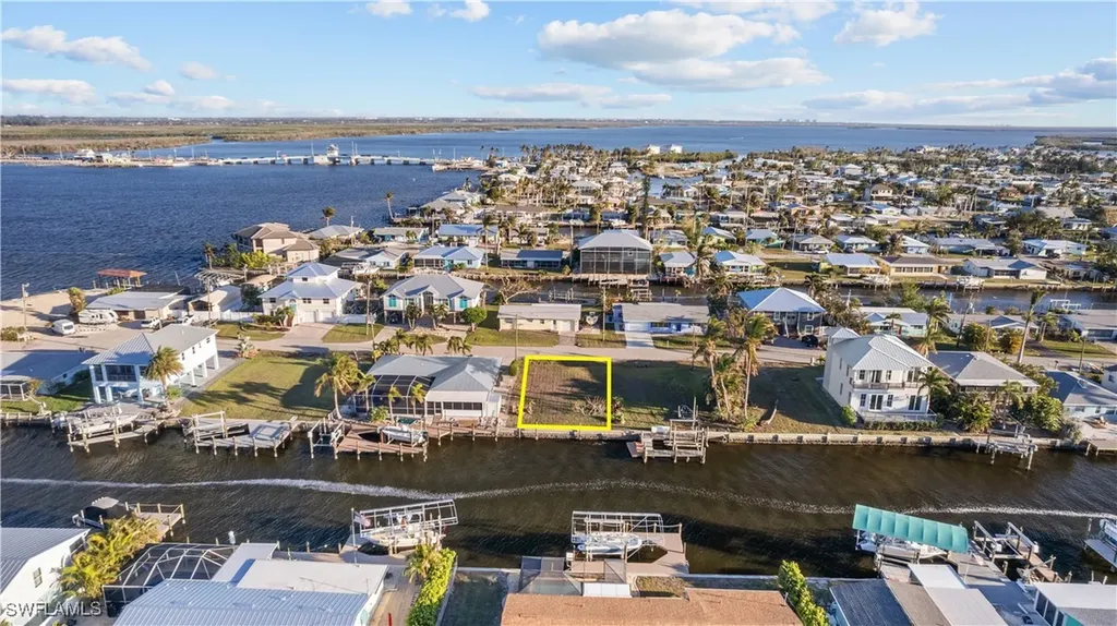 2656 Clyde Street Matlacha FL 33993